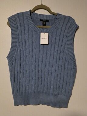 NWT Blue Cable Knit Sweater Vest - Size Medium